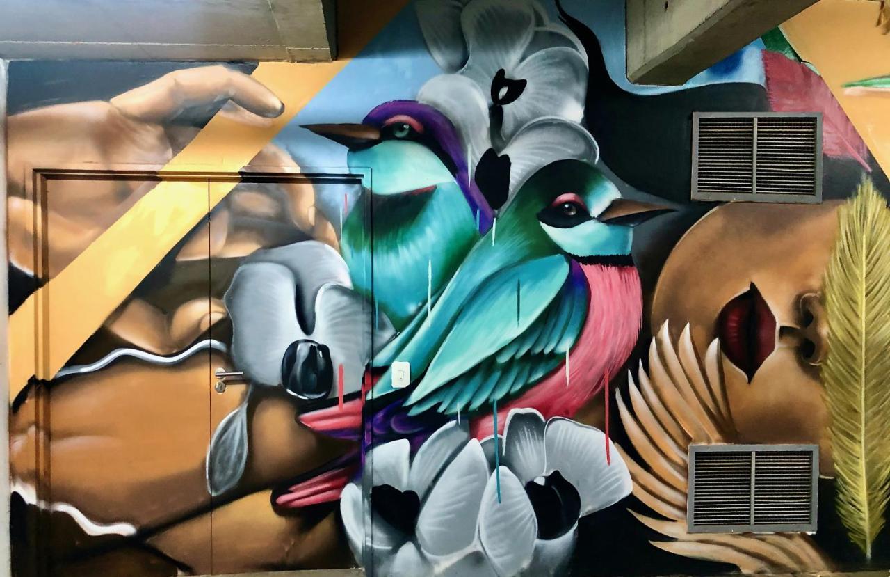 Menlyn Boutique Hotel Pretoria Exterior photo Mural by artist, 2016