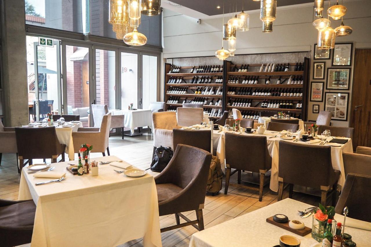 Menlyn Boutique Hotel Pretoria Exterior photo Interior of the restaurant
